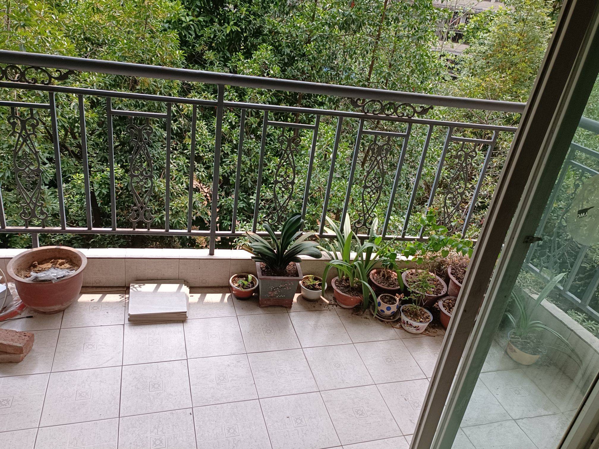 两江立邦小区