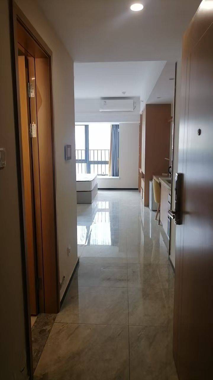 怡龙湾公寓(佛山新城东国际体育文化演艺中心店)