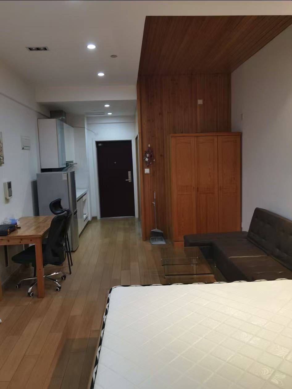 恒润后街酒店式公寓(东环路辅路店)
