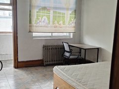 建筑公司东区80平两室低楼层！家具家电齐全650