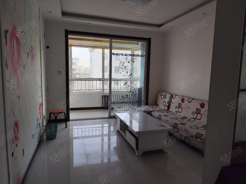 整租 | 丽景蓝湾精装二居室，拎包入住家具家电齐全，带车位购物