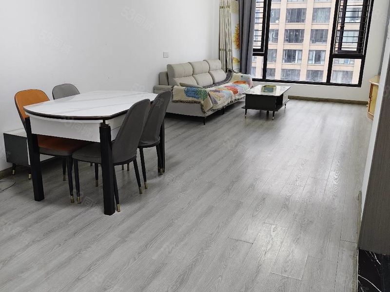 整租 | 新街地铁口郡望府精装三室两厅两卫东南海雅逸府