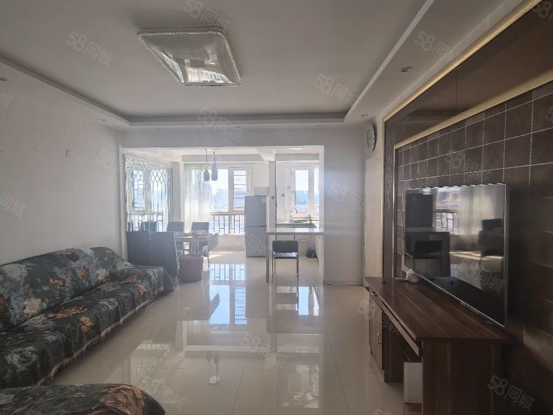 整租 | 江边早市中央公馆电梯17楼两室85平家具家电齐全年付