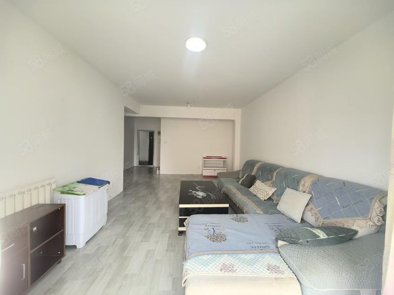 整租 | 彩虹城a区 2室两厅一卫衣厨家具家电齐全，拎包入住