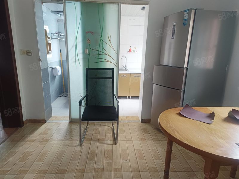 整租 | 新建村二层2室1厅简装700元议