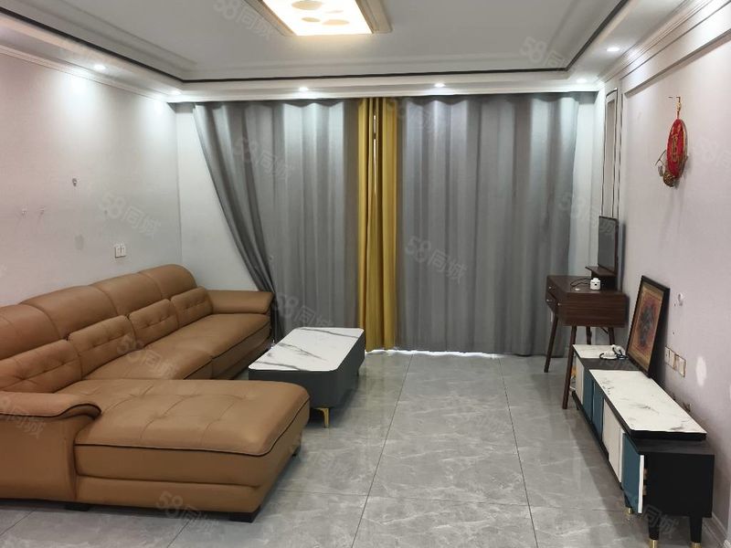 整租 | 翰林苑4室2卫4台空调领包入住家具齐全