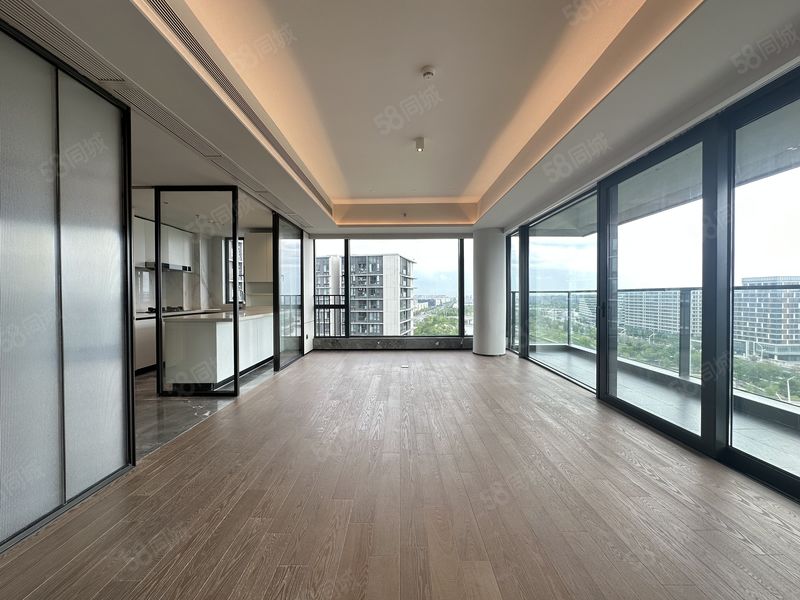 整租 | 叶生找房 会展湾水岸四房 横厅设计一梯一户 美丽河景