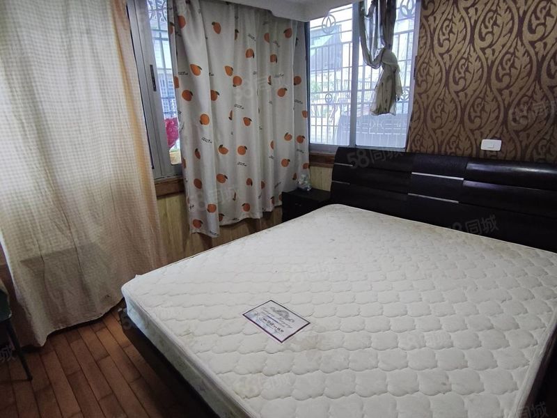 整租 | 状元新街吉市隆超市附近，三室一厅家电齐全，拎包入住